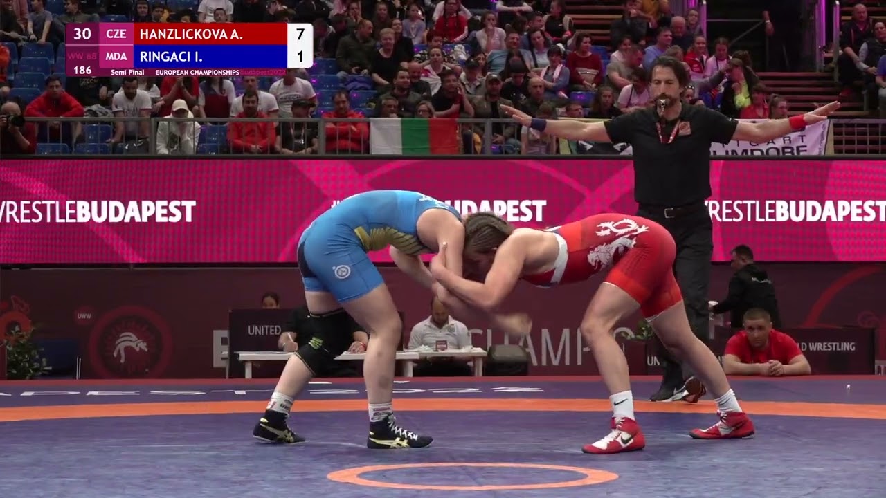1/2 WW - 68 kg: A. HANZLICKOVA (CZE) v. I. RINGACI (MDA)