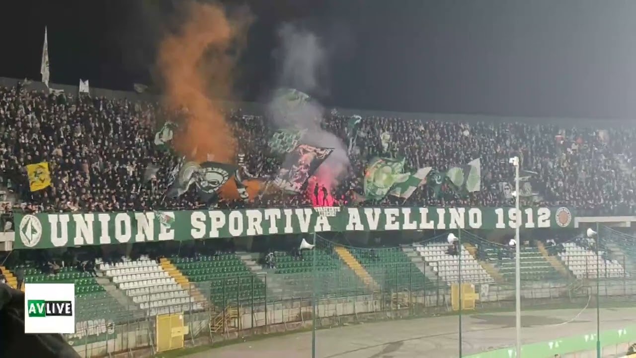 Cuore e passione degli ultras dell'Avellino