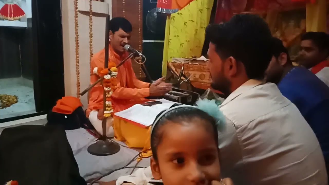 ||जुगलबन्दी|| ऐसा ना देखा ना सुना... विनय जी व अभिषेक जी का गायन और सुशील जी का तबला वादन..