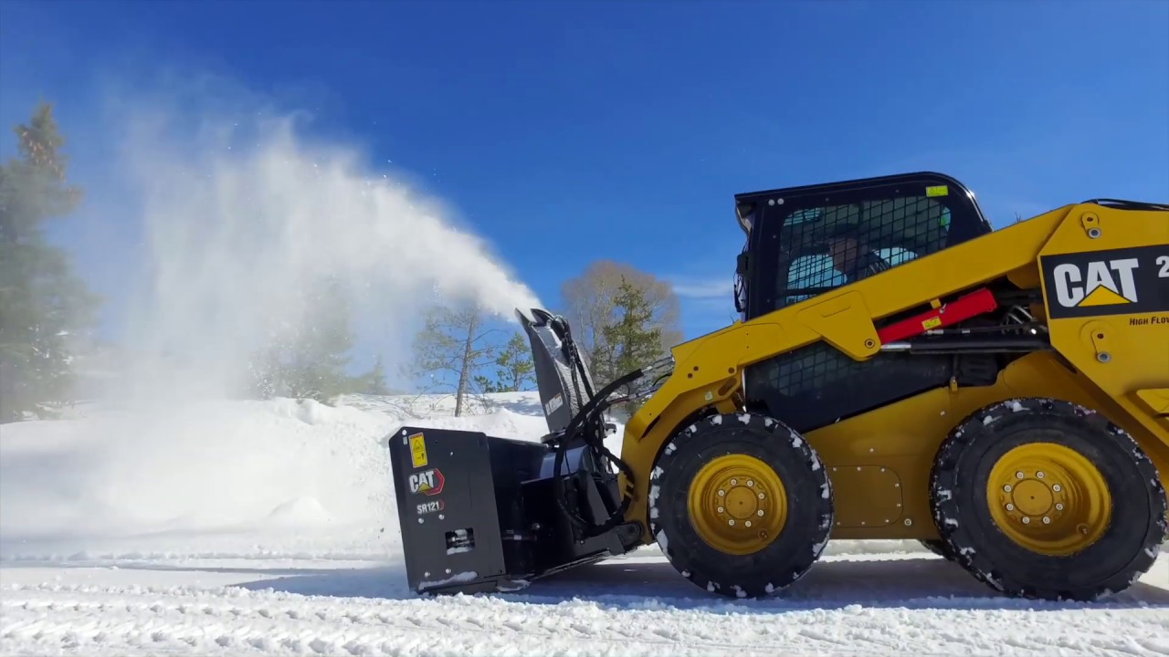 Cat® Snow Blower Operator Tips