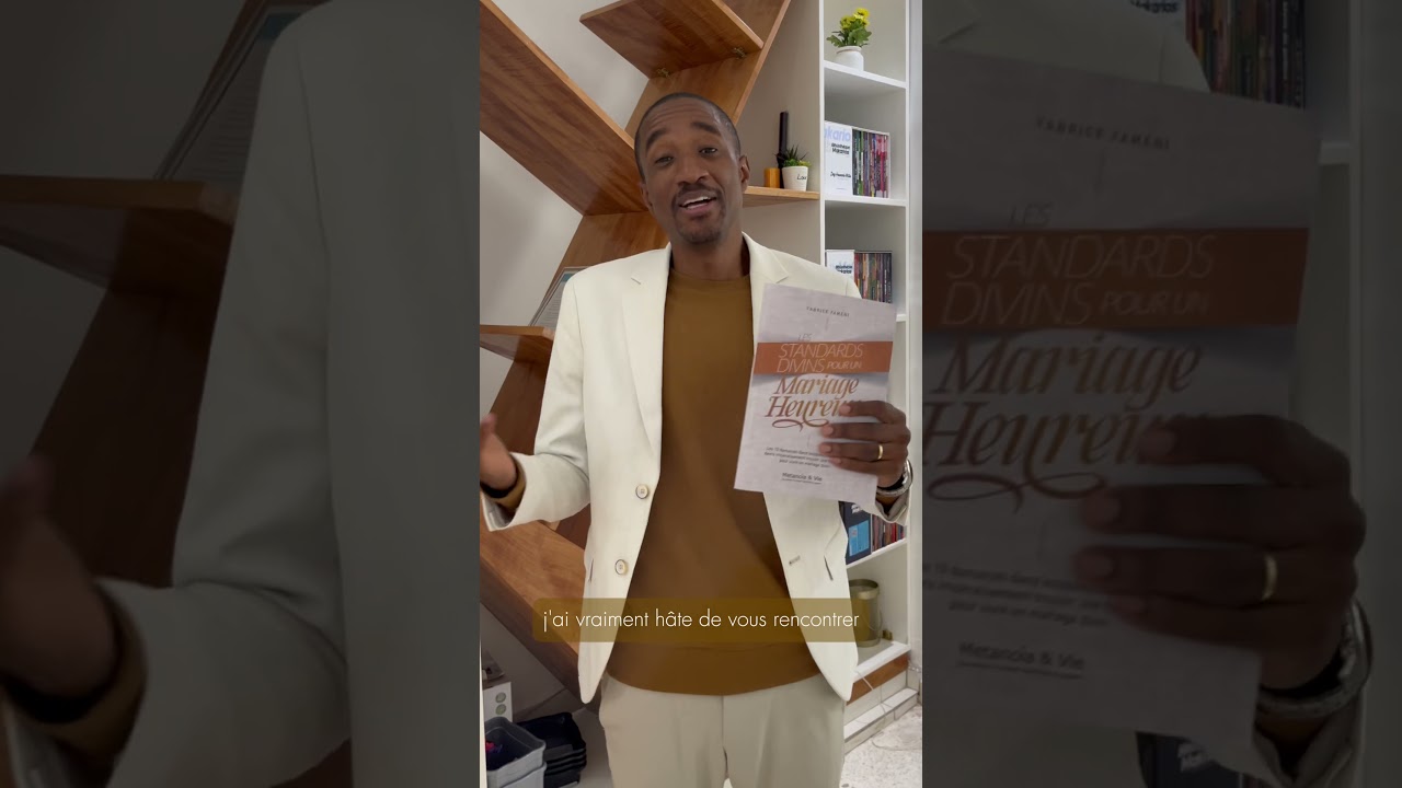 D&eacute;dicace de livre &agrave; Abidjan
