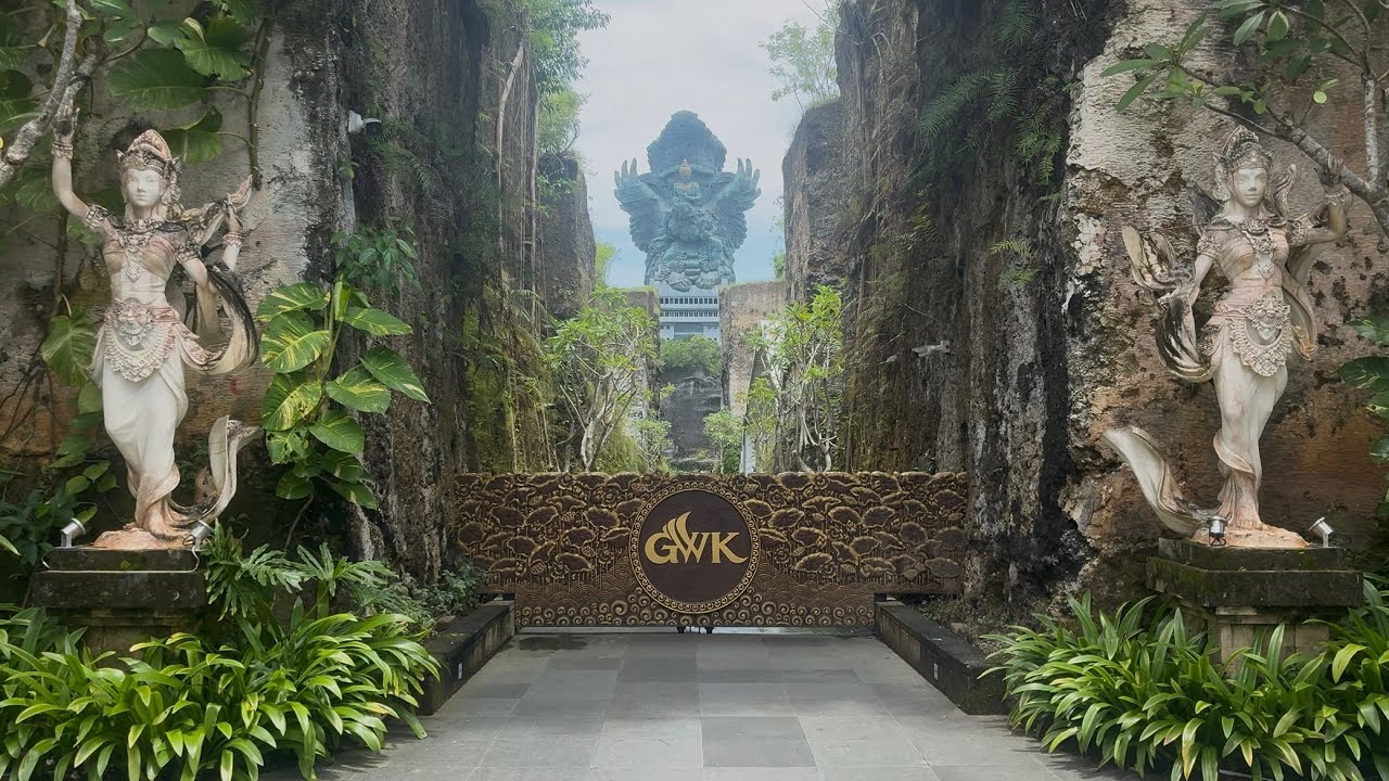 Garuda Wisnu Kencana (Walking From New Apartment In Bali To GWK)