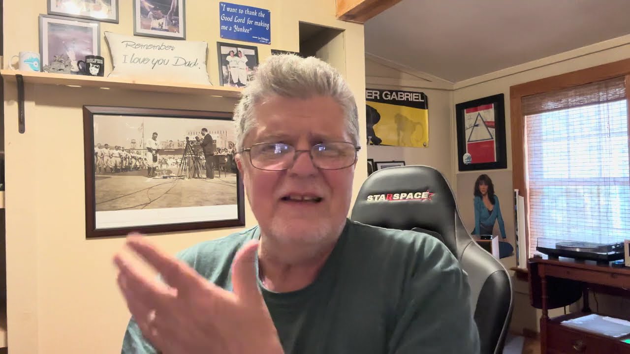 Room Tour 2025, top 10 reasons to keep going in the  #vinylcommunity #vinylrecords #vinyl