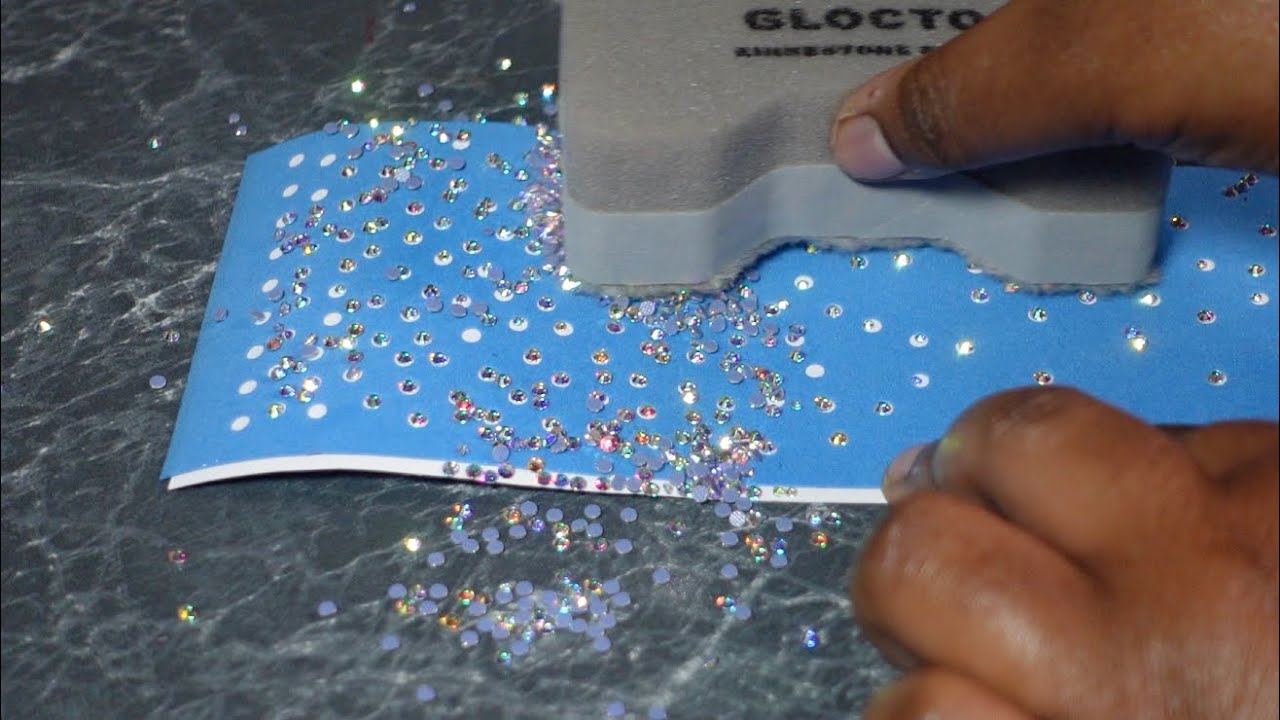 How to use a rhinestone template