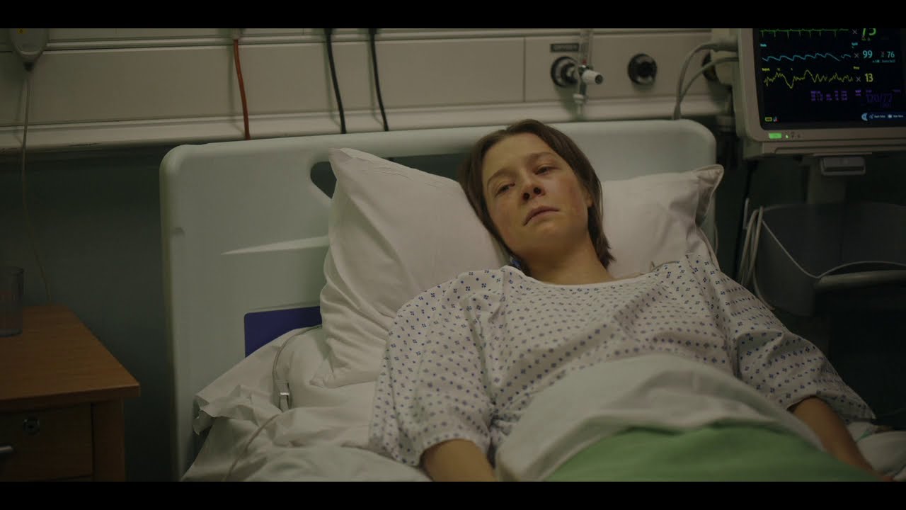 Emma D'Arcy in Wild Bill (10)