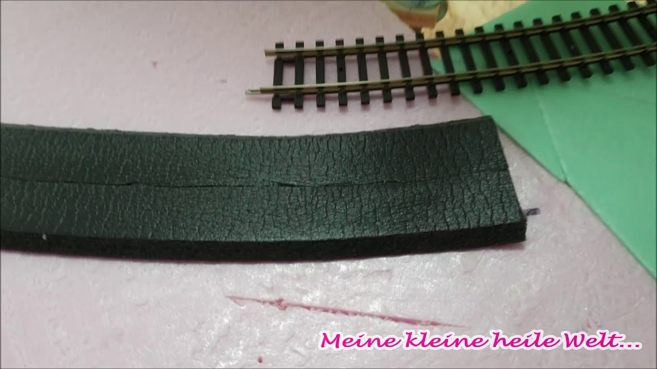 👉 Modelleisenbahn H0 .. Flexgleis mit Track-Bed von Woodland Scenics 🚂