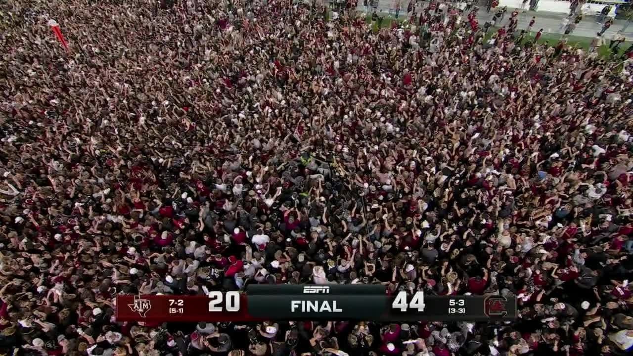 South Carolina fans storm the field after upsetting Texas A&M 👀 | ESPN College Football