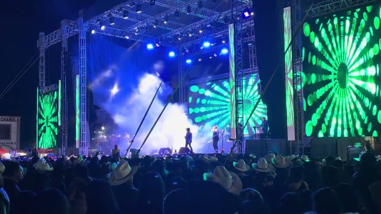 Los Hermanos Plancarte de TC - Mi Cómplice, En Vivo, Chamula, Chiapas.