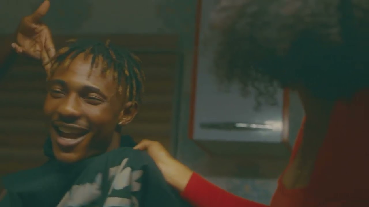 Elino - At your door (Official Video)
