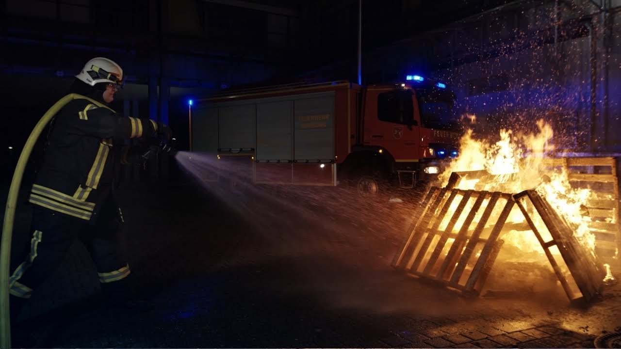 Maintower 18.12.2017 I Werbekampagne Feuerwehr Marburg