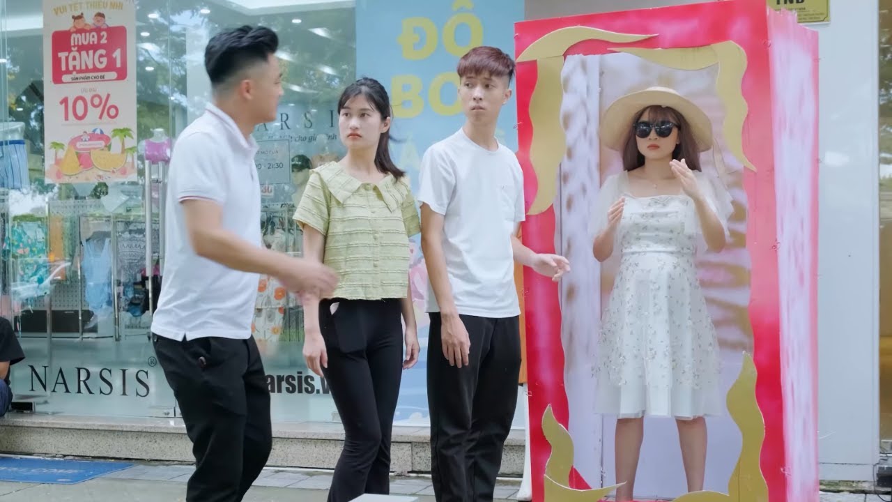 Vợ Chủ Tịch Cải Trang Thành Búp Bê Cay Đắng Nhìn Chồng Cặp Bồ Ngay Trước Mặt Và Cái Kết - Tập 1499