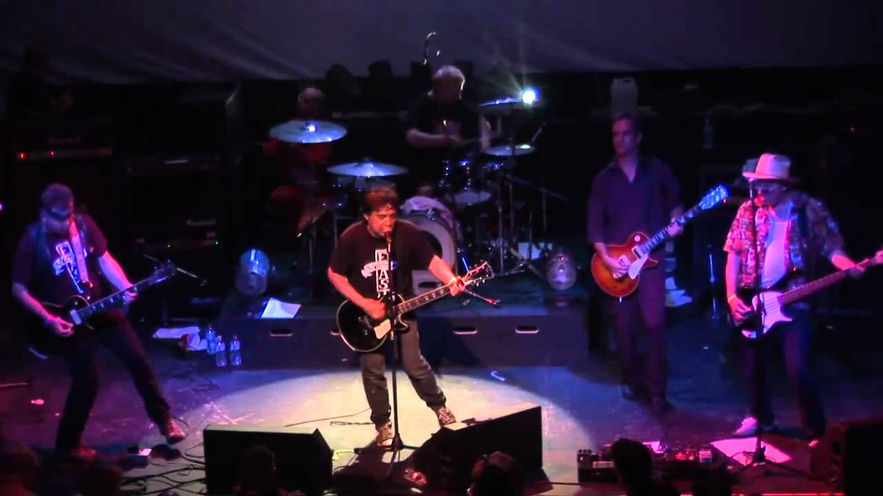 Ron Reyes band I wanna be your dog.mov