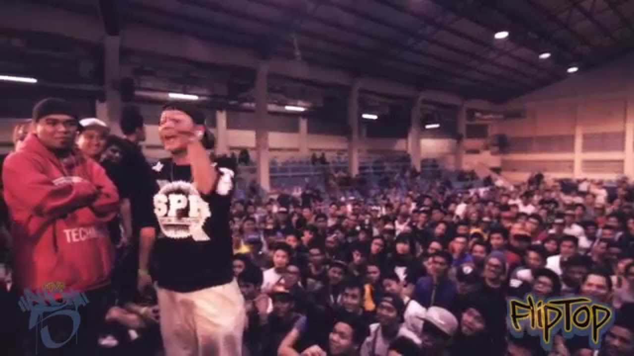 FlipTop - Smugglaz vs Zaito