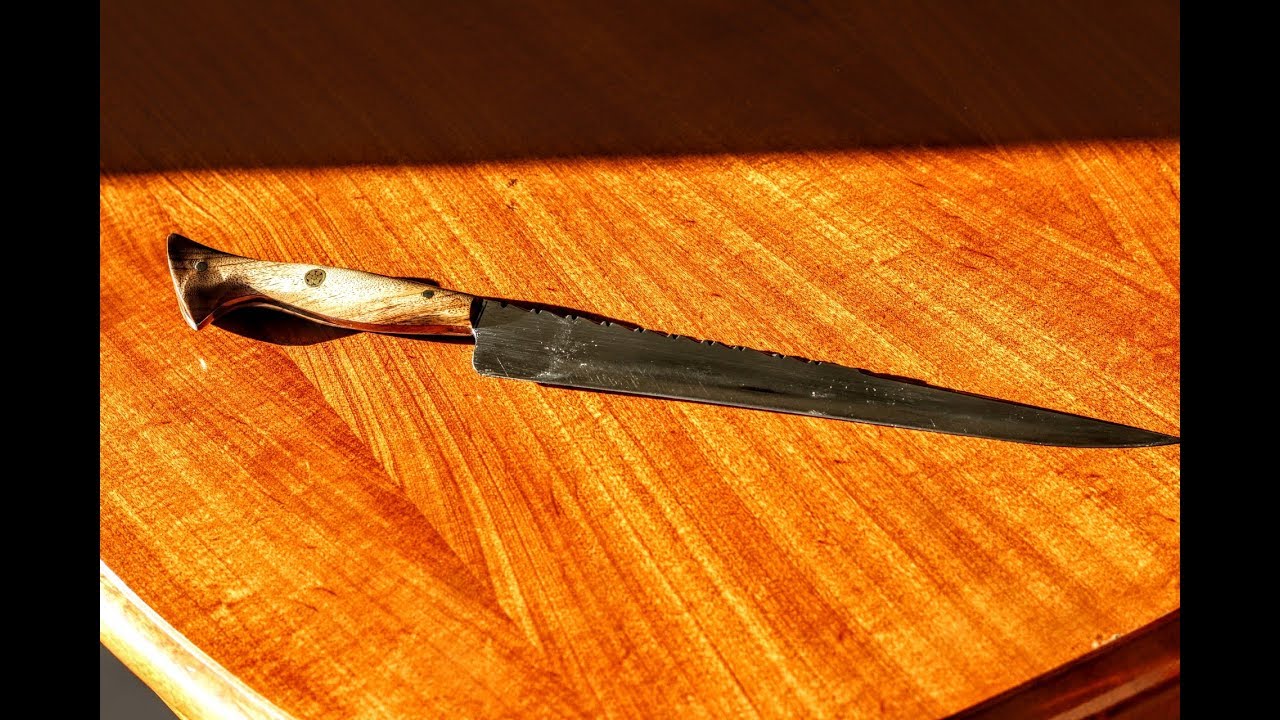 Remoção de pátina / oxidação e afiação de uma faca de churrasco