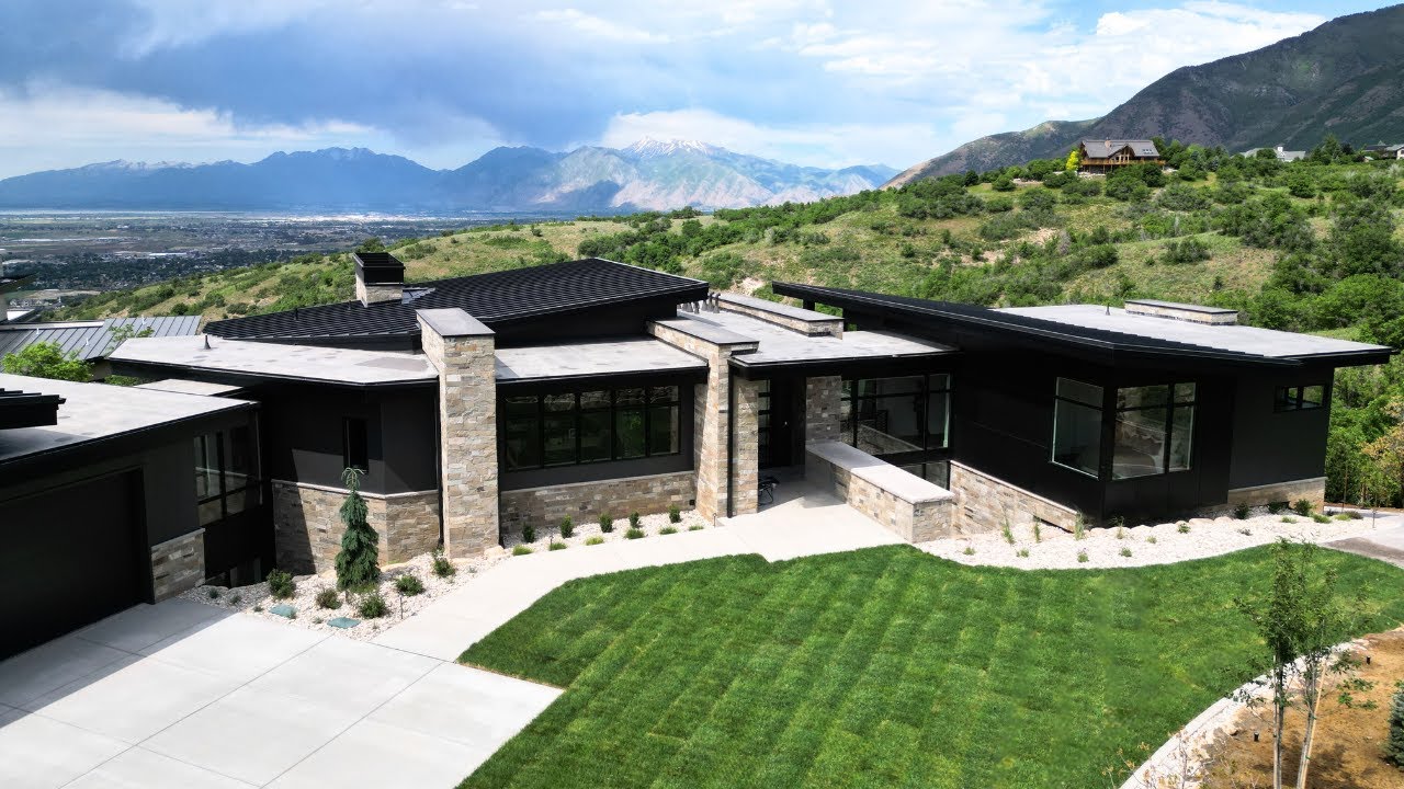 UTAH VALLEY PARADE OF HOMES 2024 | Touring Shelby Homes