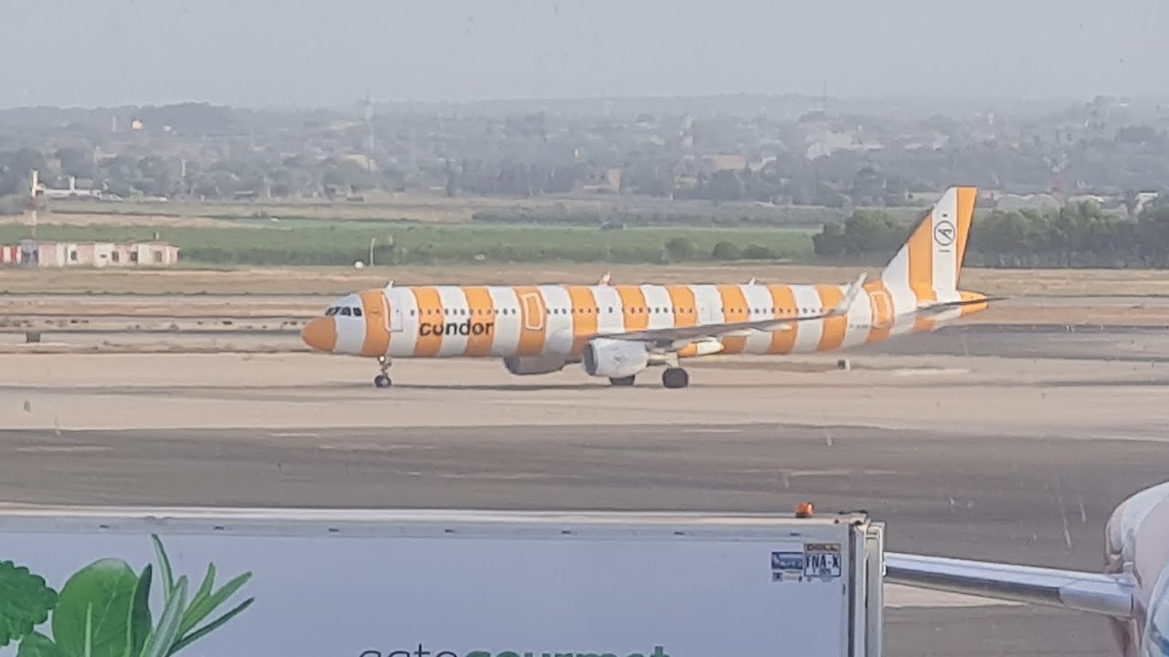Condor D-AIAS TakeOff at Palma de Mallorca (LEPA) Runway 06R