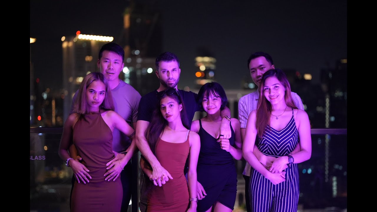 Dating In USA vs Thailand (20000 Approaches)