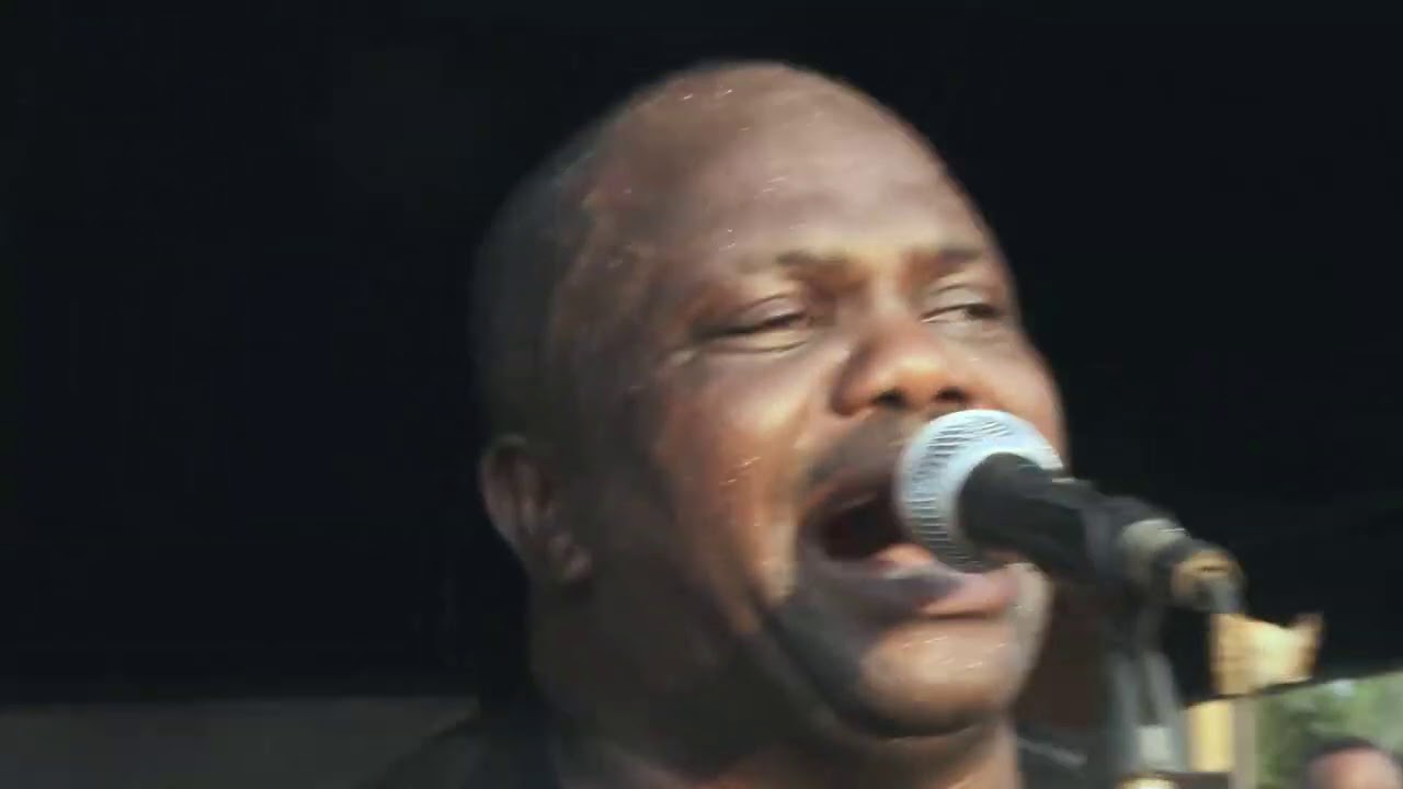 Adviser Nowamagbe has come with another wonderful live performance