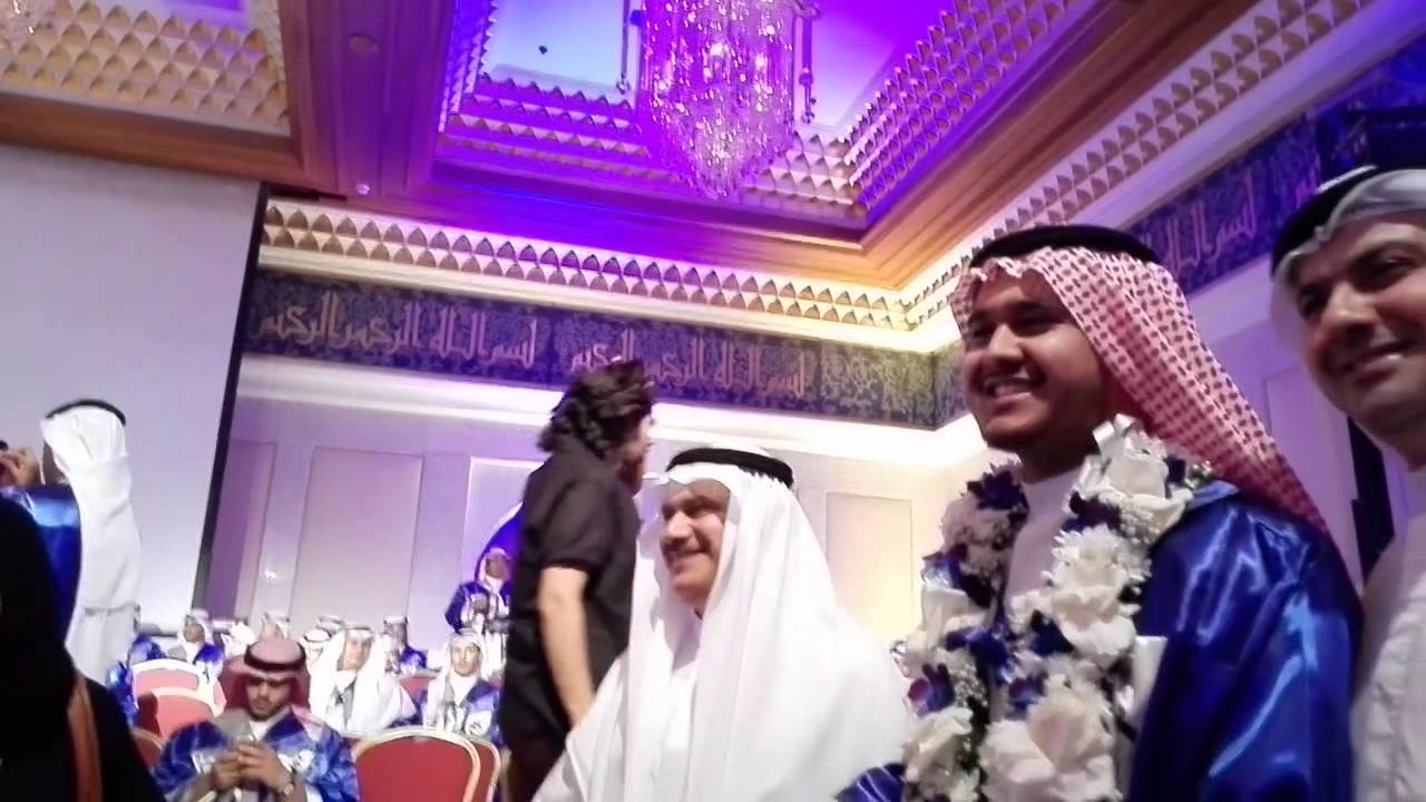 حفل تخرج ثانوية صالح شهاب 2014