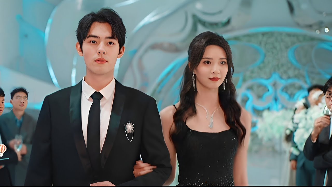 Female ceo fall for bodyguard ❤️ New korean ❤️ chinese mix ❤️ hindi songs ❤️ dear secretary 
