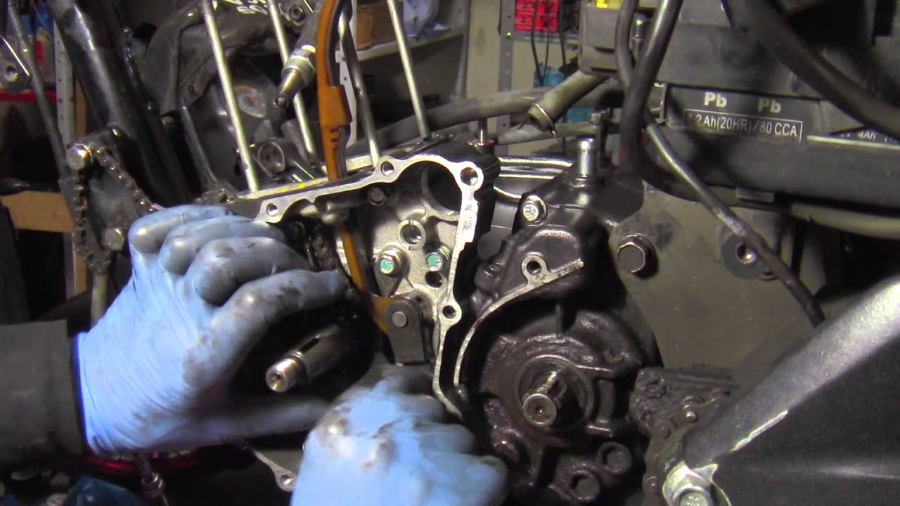Honda Invicta arme y desarme del motor