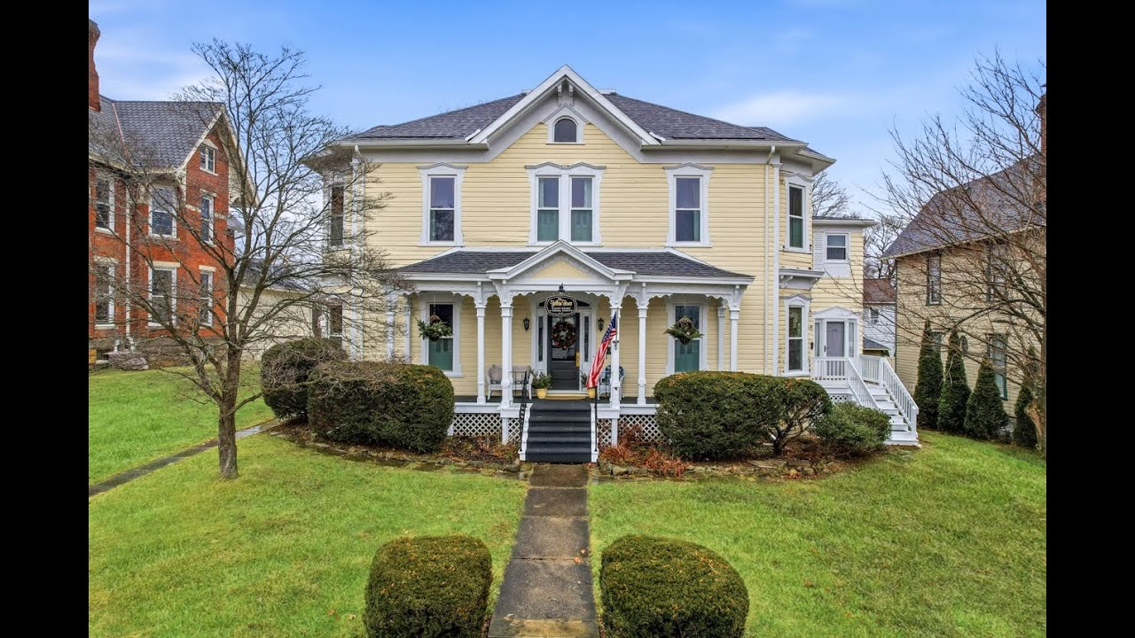 131 S Pitt St Mercer, PA 16137