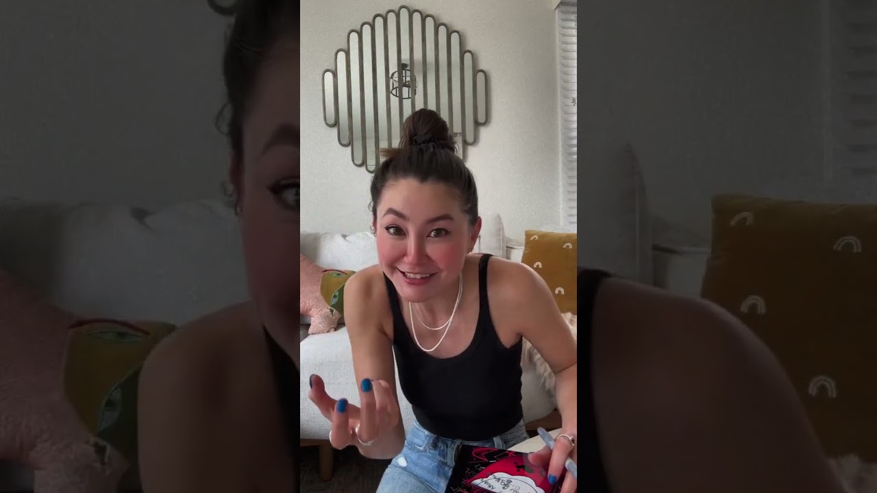 Kimiko Glenn | Hazbin Hotel | Q&A and Autographs (04-19-24)