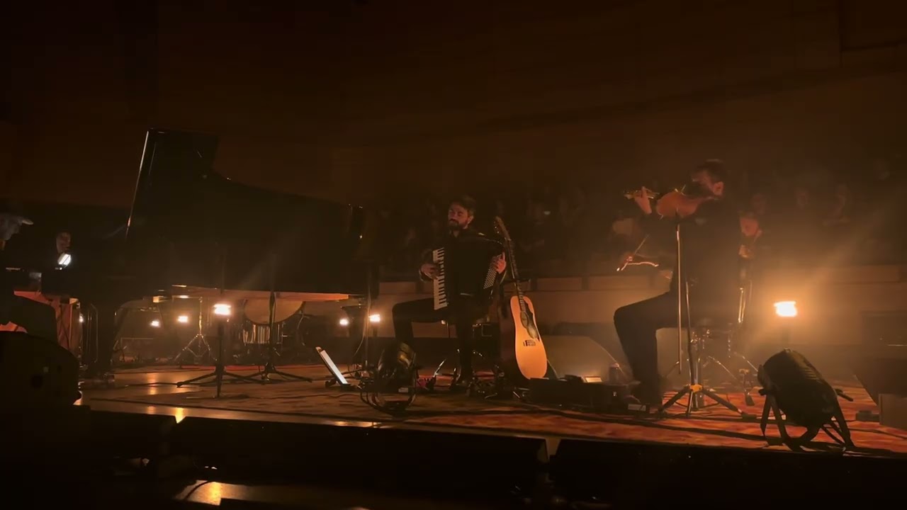 Punta Bianca (reworked)• Einaudi live • Teatro dal Verme Milano • Echoes from The Summer Portraits •