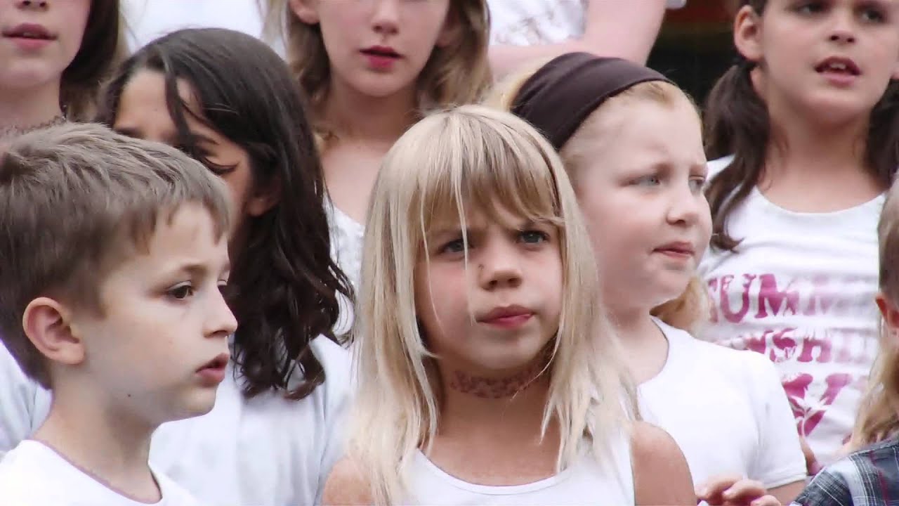 Volksschule Ampflwang Kinder Chor