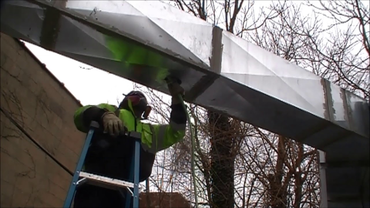 Cleaning a Branch exhaust system