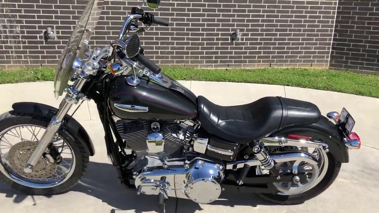 335029 2008 HARLEY-DAVIDSON DYNA SUPER GLIDE CUSTOM - FXDC