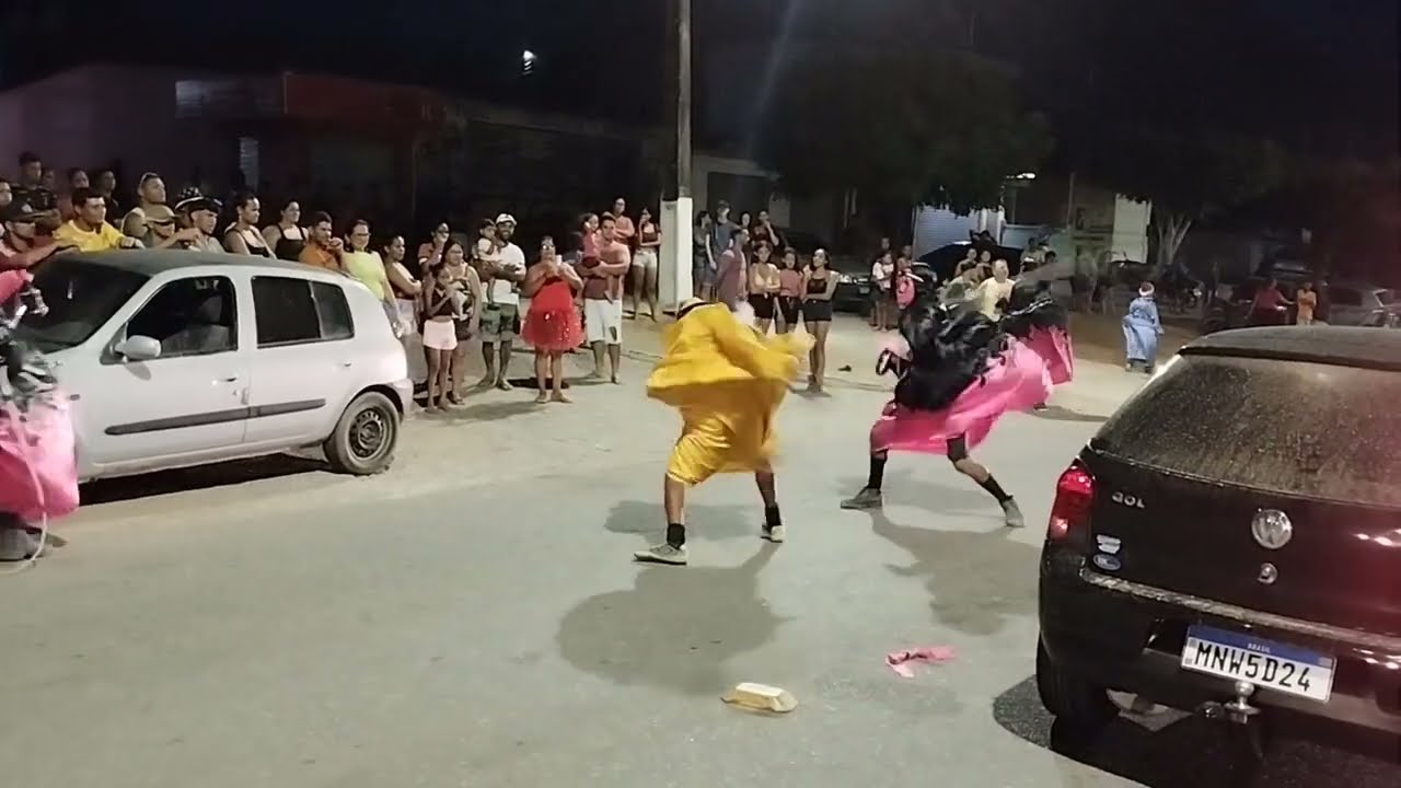 turma vp chegando na vila