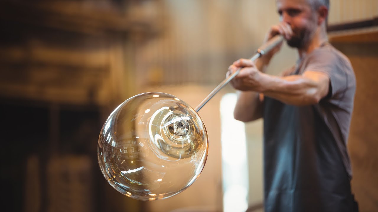 ITALIAN GLASSBLOWING meets DESIGNER LIGHTING: how each OLEV NUANCE is made