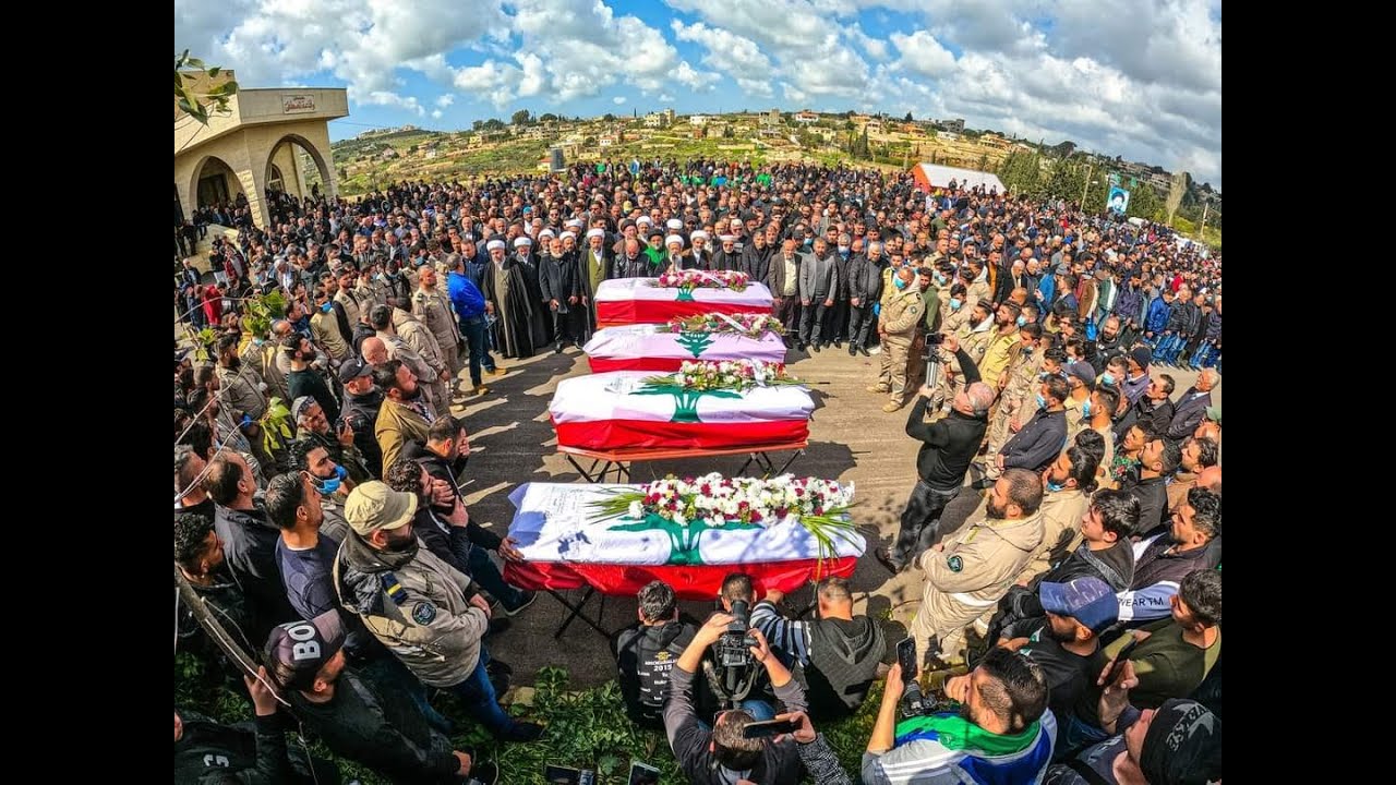 الوداع كان مؤلماً للأم والصبايا الثلاثة.. شهداء جريمة انصار الى المثوى الاخير