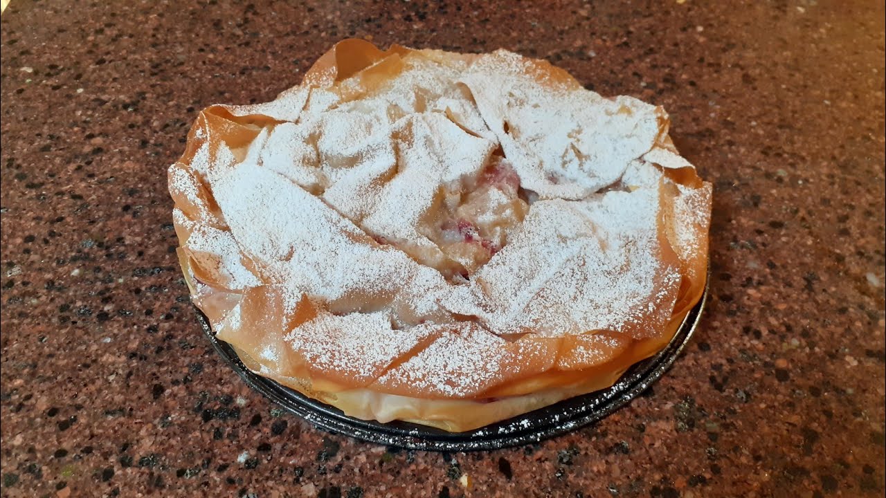 Peach pie in filo pastry