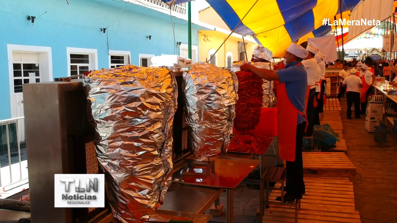 Miles asisten a San Nicolás De Buenos Aires, Puebla, Mexico a la #FeriaDelTaco