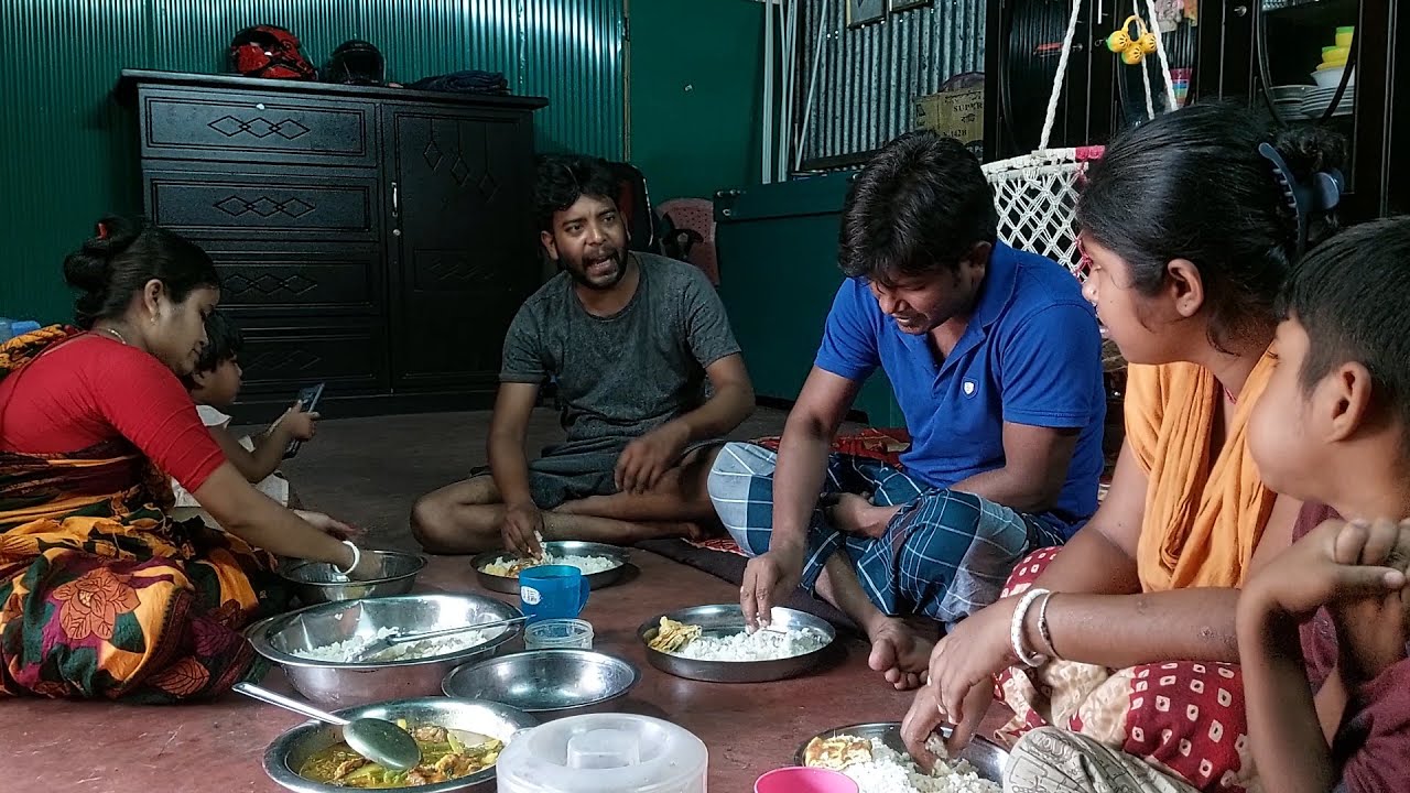 বোন জামাই বাড়ীতে আসার পর সকাল বেলায় কি রান্না করলো | Bangladeshi Village Cooking