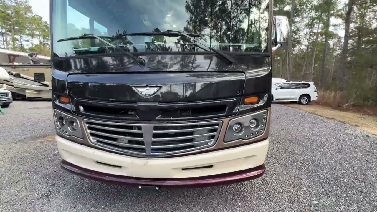 2019 Fleetwood Southwind 37FP for sale. #rvtour #rvlife #rvlifestyle #rvtravel 
