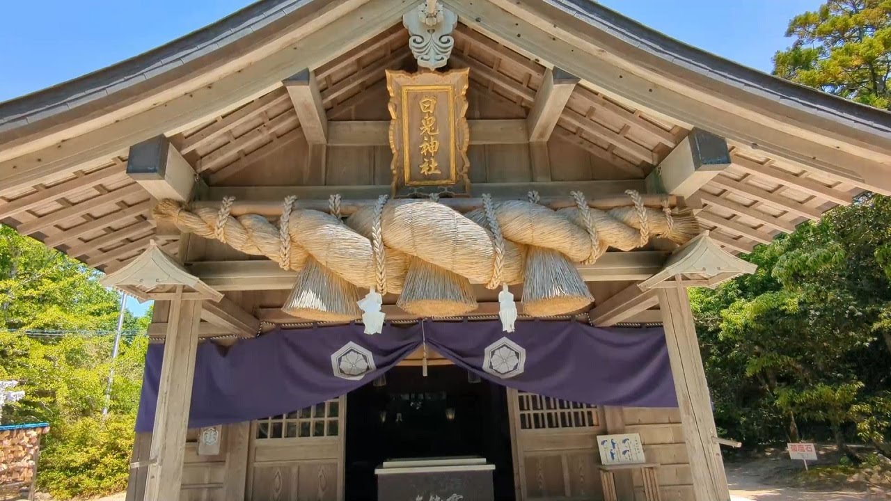 神話の白兎神社を歩く。(Walk through the mythical Hakuto Shrine.)