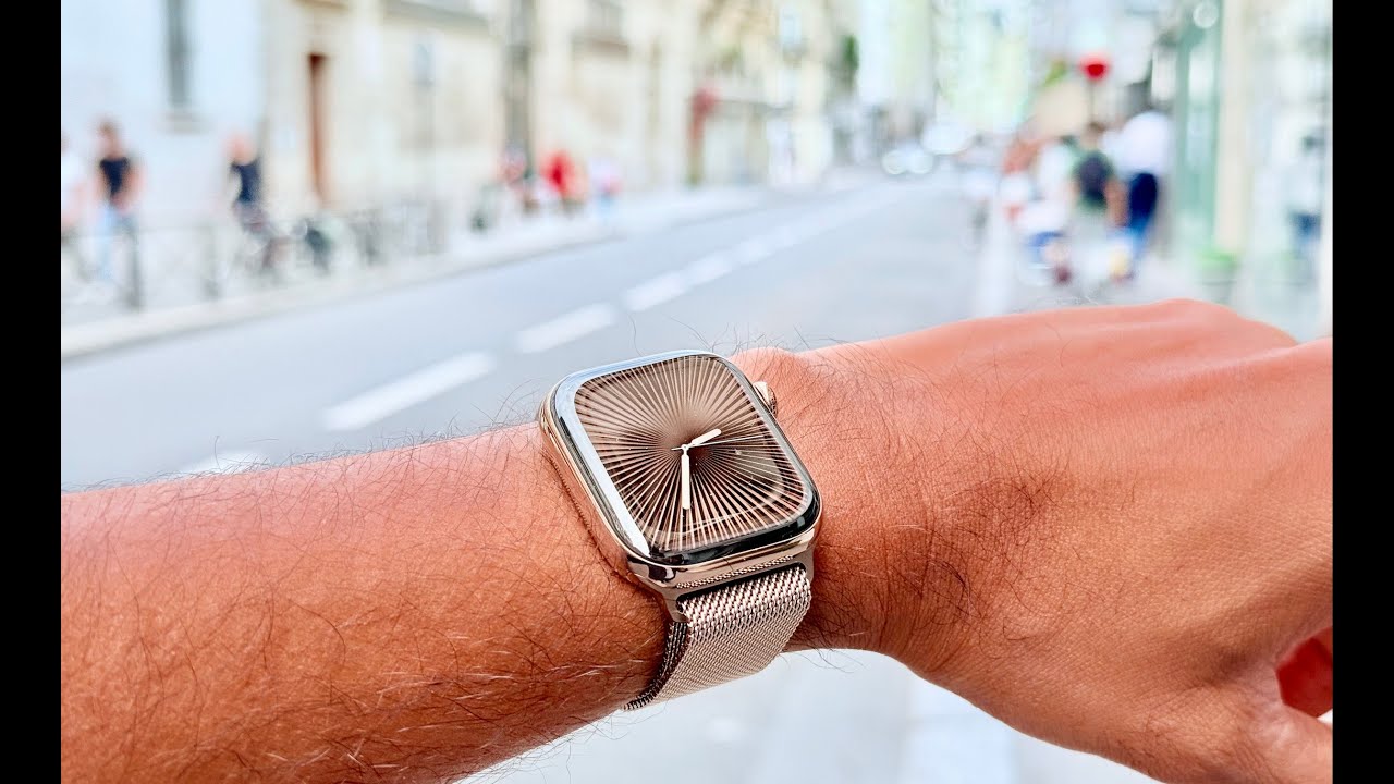 Unboxing Apple Watch Series 10 Gold Titanium 42mm with Gold Titanium Milanese Loop