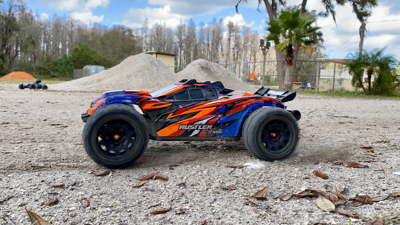 Traxxas 5000 3S LIPO vs. LectronPro 5200 3S LIPO - Real World Battery Test