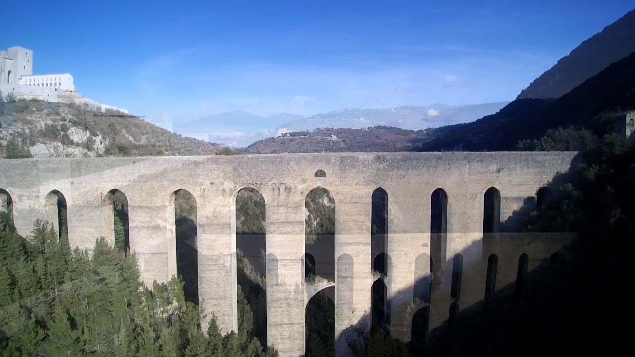 ---SPOLETO VISTA DAL DRONE---