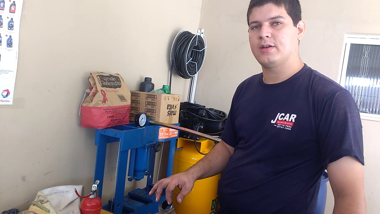 Troca buchas bandeja Fiesta Zetec Rocam 2009