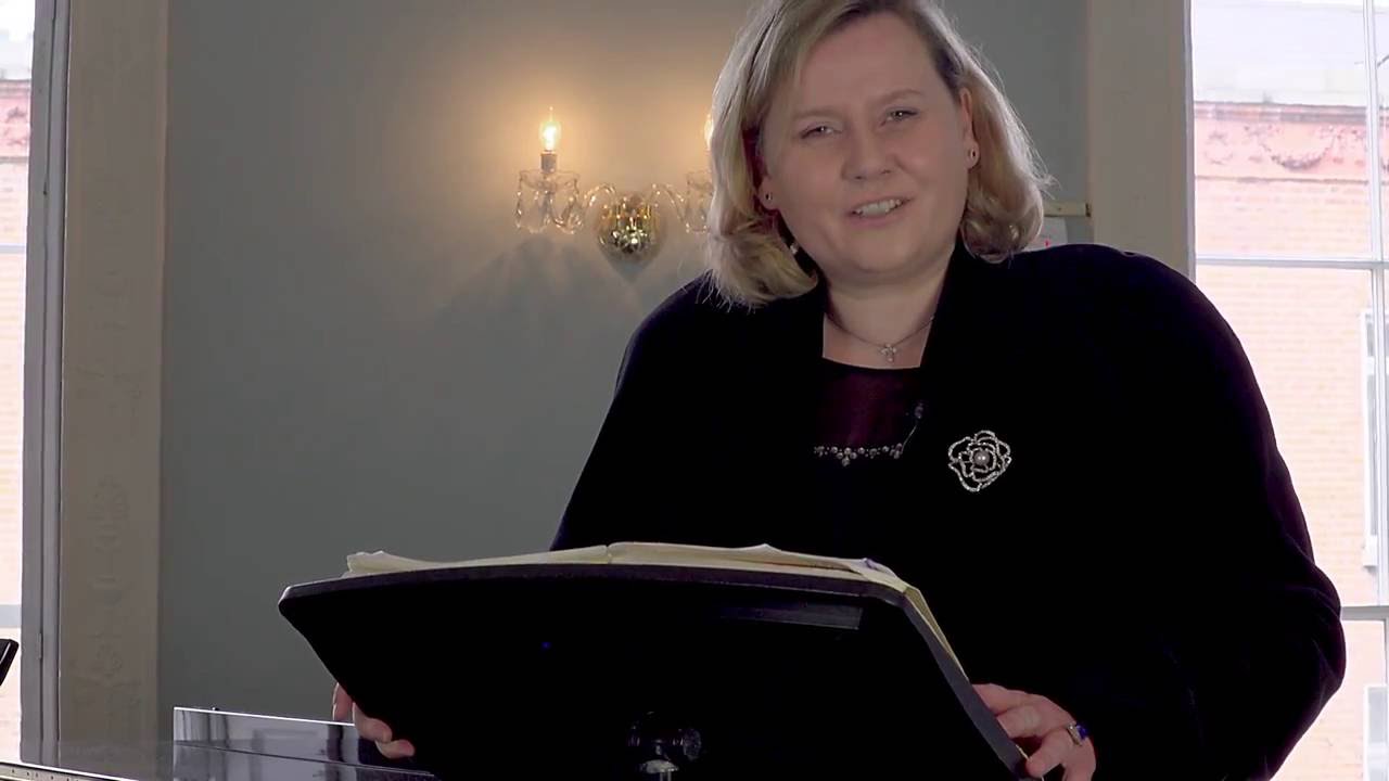 Imelda Drumm Performs Vaccaj