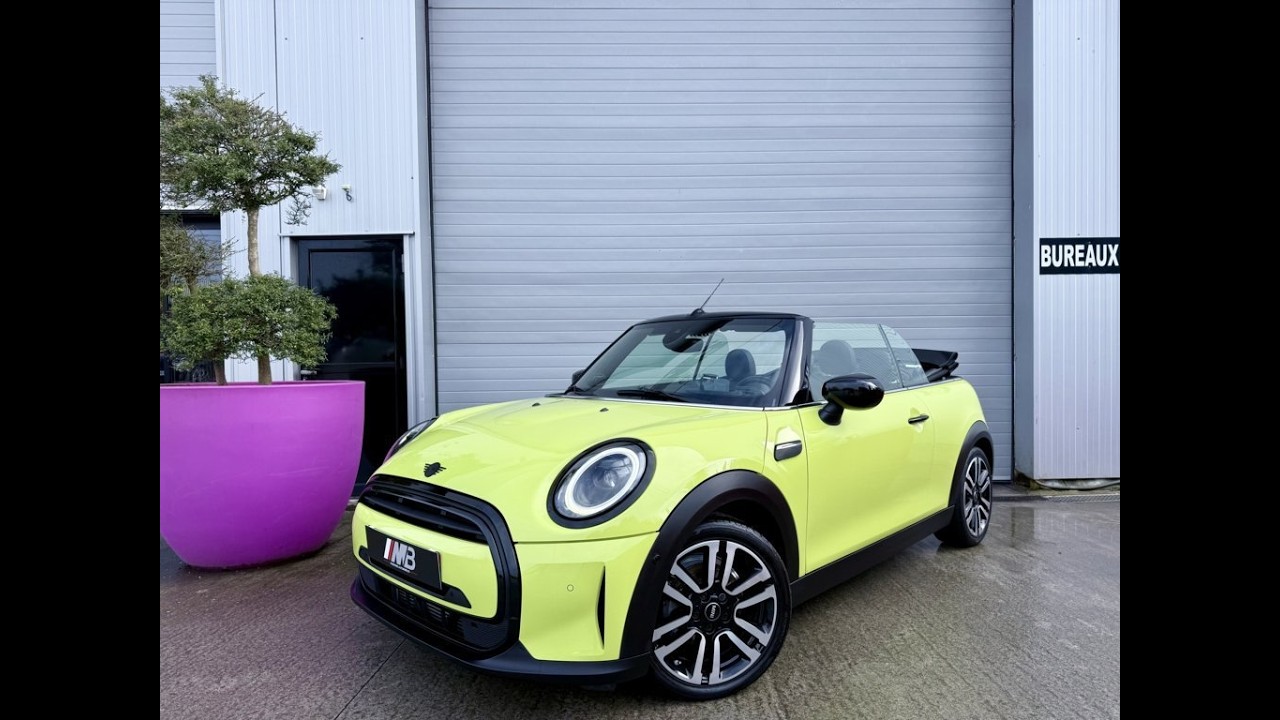 Venez découvrir en vidéo notre MINI COOPER  CABRIOLET disponible à la vente chez Mb Synergies Auto.