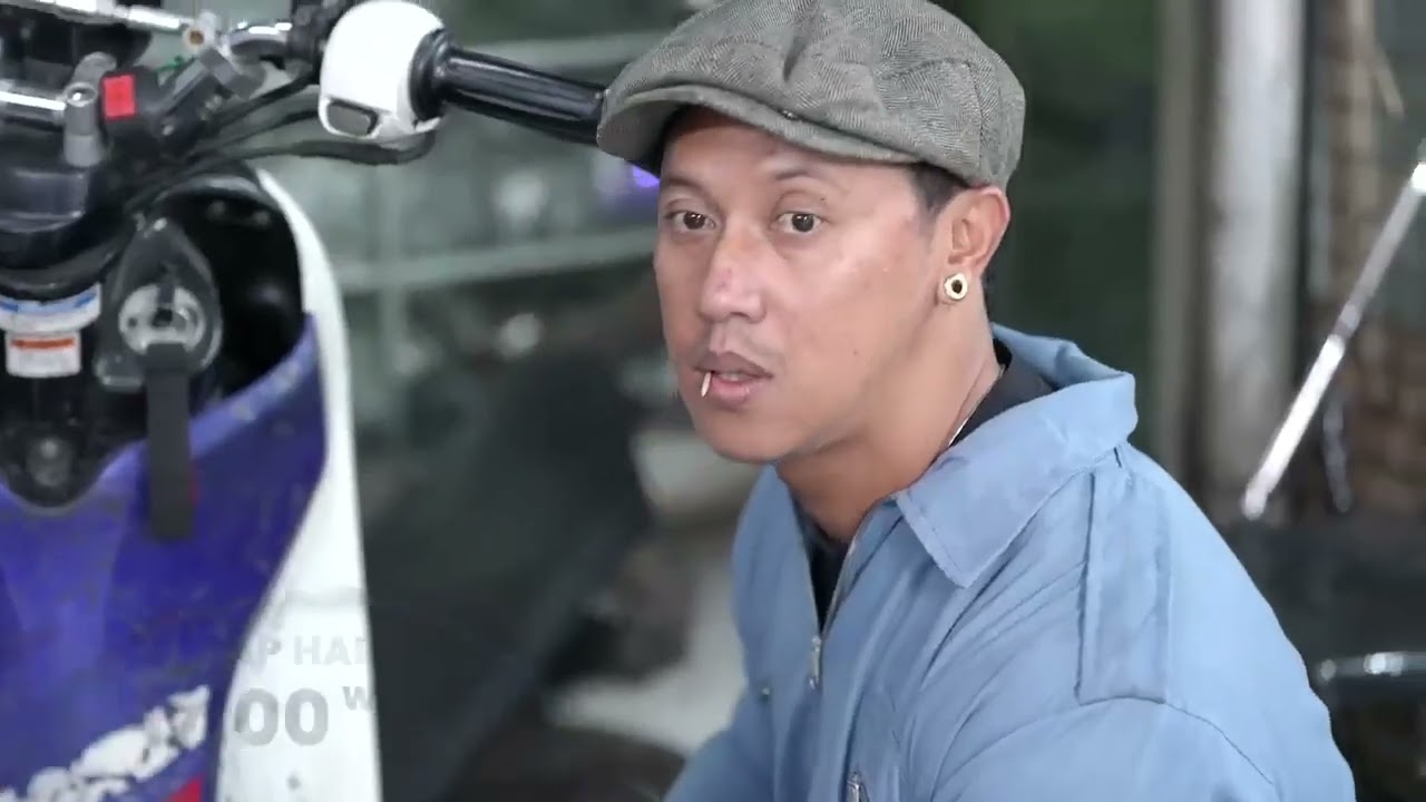 Husni kena semprot Kang Murad gara-gara makan duluan | 𝐏𝐫𝐞𝐦𝐚𝐧 𝐏𝐞𝐧𝐬𝐢𝐮𝐧 𝐗 17.00 WIB hanya di RCTI