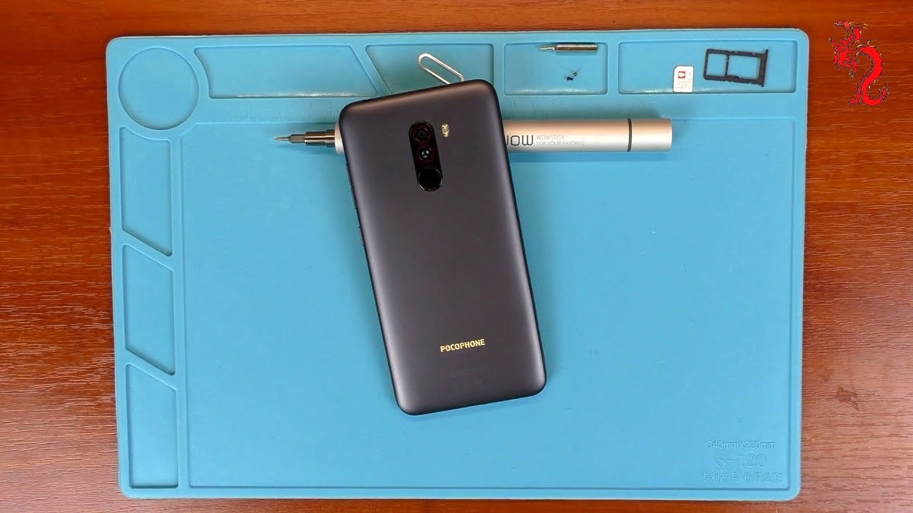 POCOPHONE F1 //РАЗБОР смартфона ОБЗОР изнутри