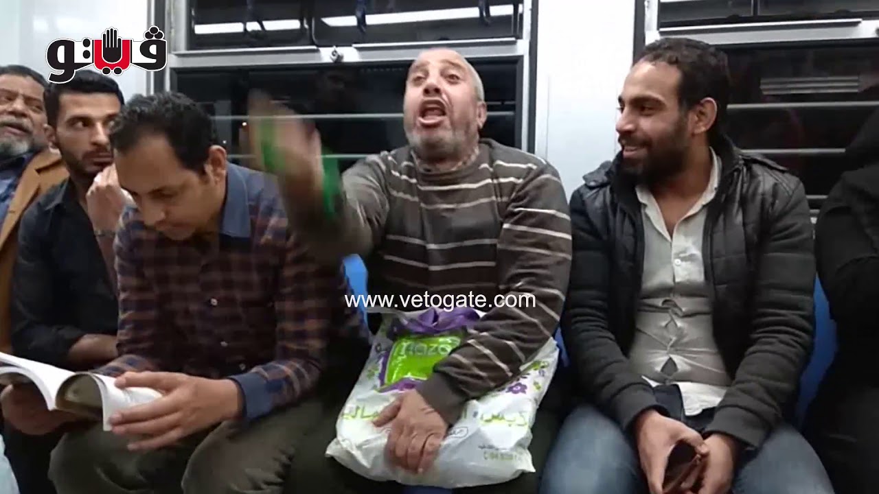 الصلاة علي النبي زاد المسافرين في مترو المرج
