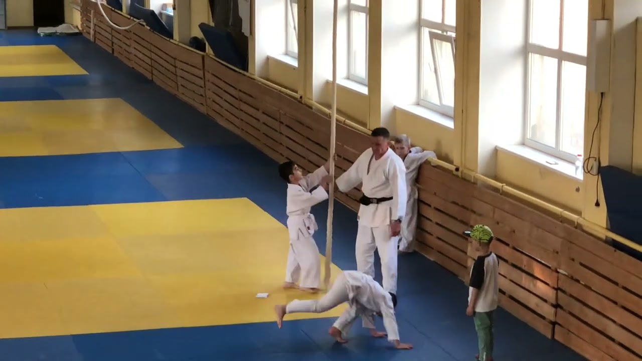 Сами на тренировка