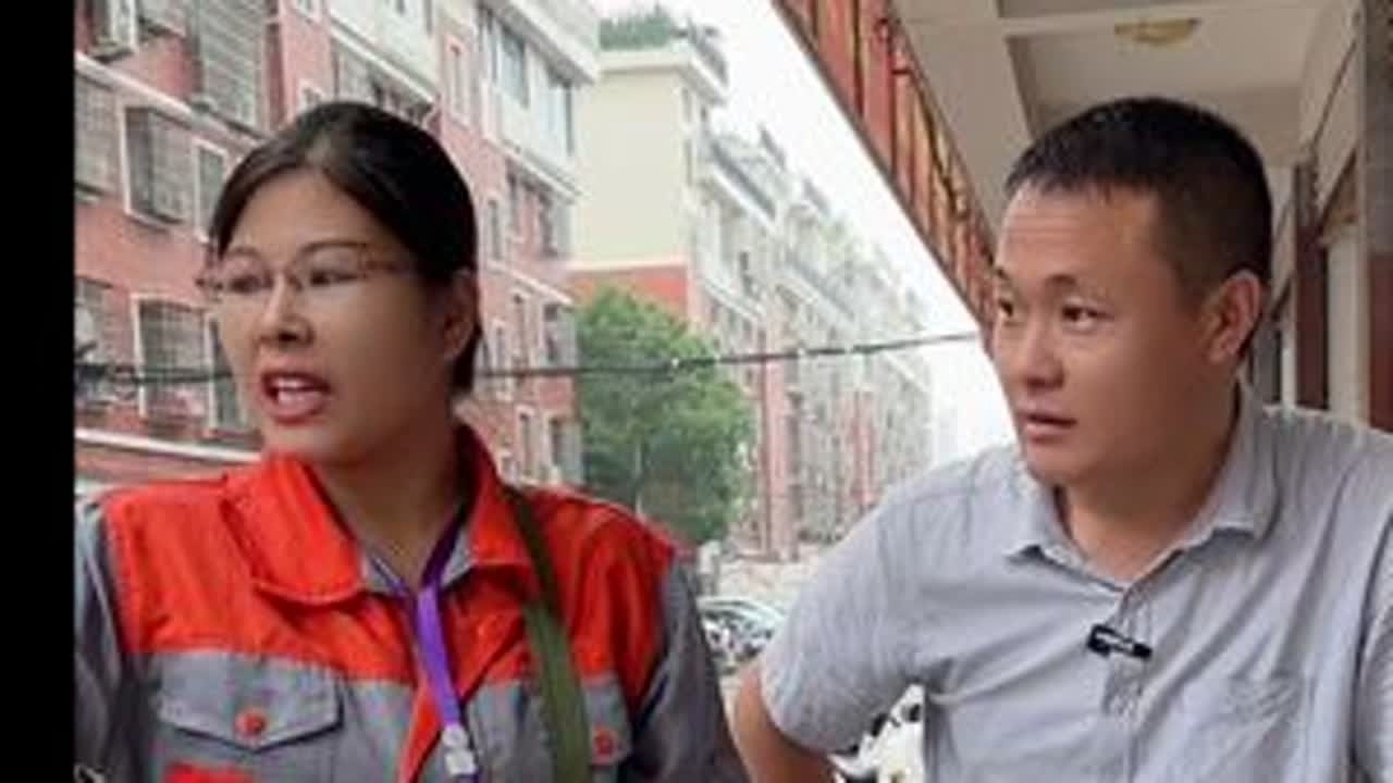 下雨天也是可以 #正能量 #正能量 @抖音小助手